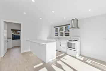 2/294 Keyes Road, New Brighton