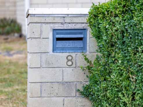 8 Harvard Court, Melville