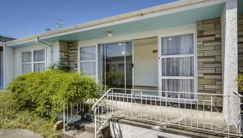 2/45 Riverbend Road, Onekawa