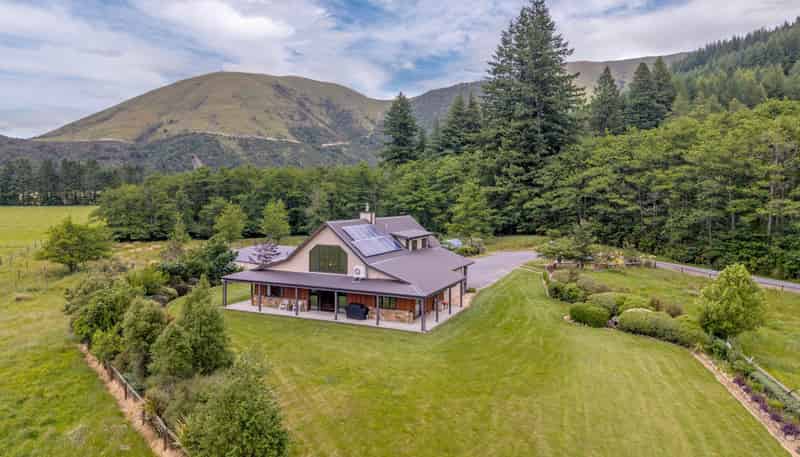 421 McLennans Bush Road, Methven