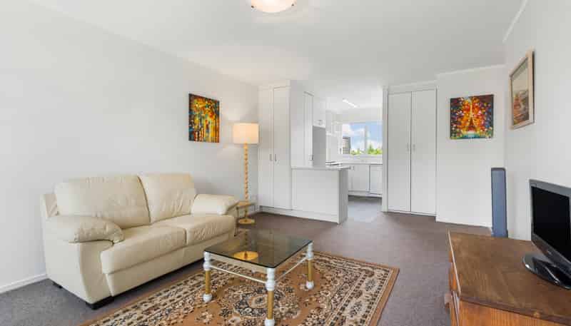 2/174 Birkdale Road, Birkdale