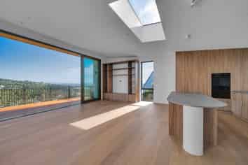 19b Inverness Lane, Redcliffs