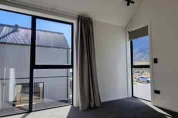 51 Casterway Crescent, Queenstown