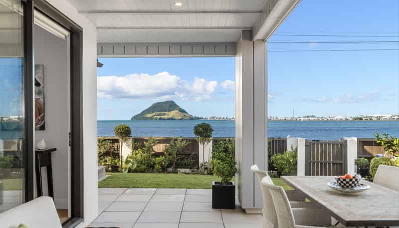 1/40 Harbour Drive, Otumoetai