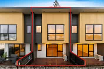 6/21 Peachgrove Road, Te Atatu Peninsula