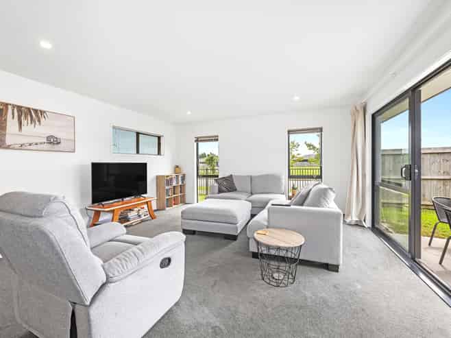 1 Robalan Close, Halswell