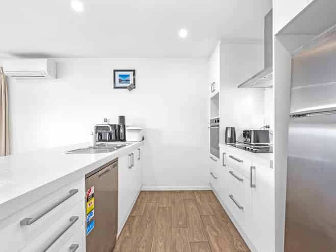 1 Robalan Close, Halswell