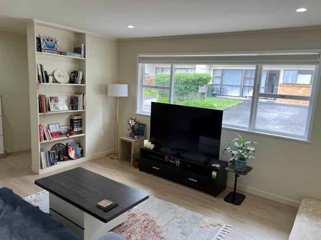 2/85 Edmonton Road, Henderson