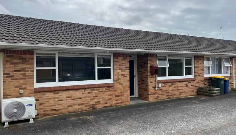 2/85 Edmonton Road, Henderson