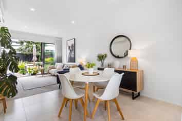 11 Fairgray Lane, Red Beach