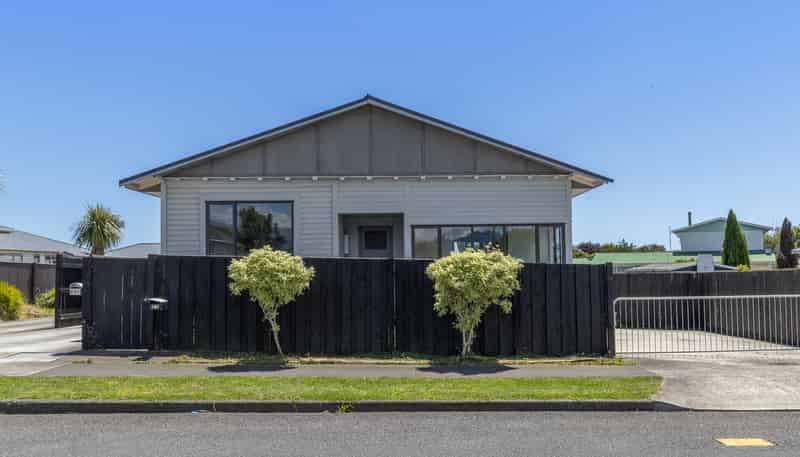 93 Tiro Tiro Road, Levin