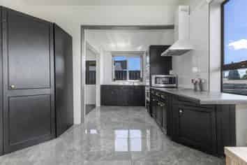 93 Tiro Tiro Road, Levin