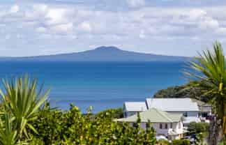 15 Kotanui Avenue, Army Bay