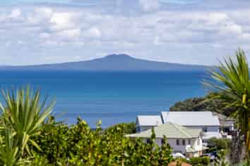 15 Kotanui Avenue, Army Bay