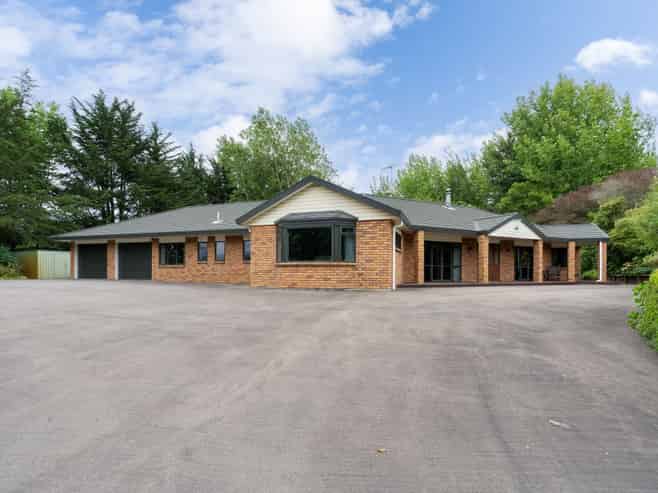 21 Emma Drive, Manakau