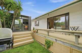 2/14 Mozeley Avenue, Devonport