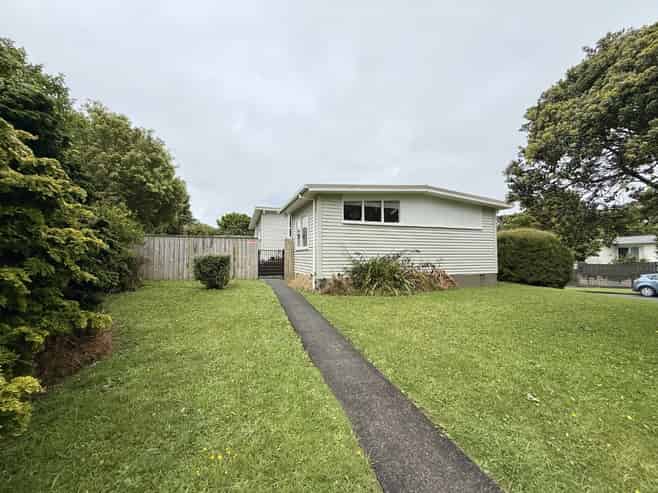 9 Pekanga Road, Normandale