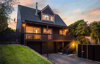 27 Chums Road, Paraparaumu Beach