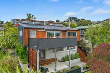 47 Sutcliffe Street, Saint Clair