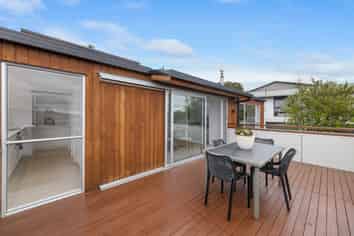 47 Sutcliffe Street, Saint Clair