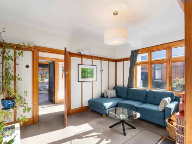 15 East Avenue, Saint Kilda