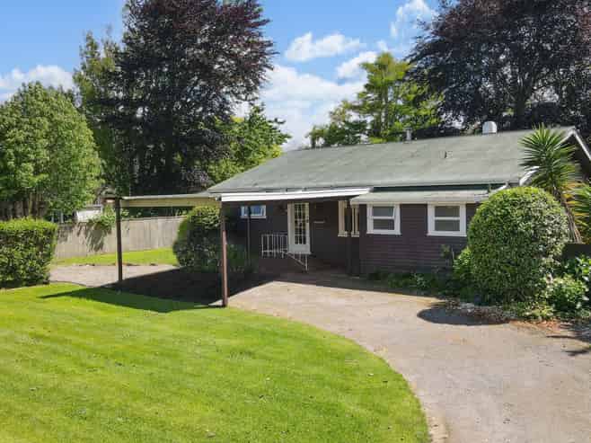 40 Takinga Street, Mourea