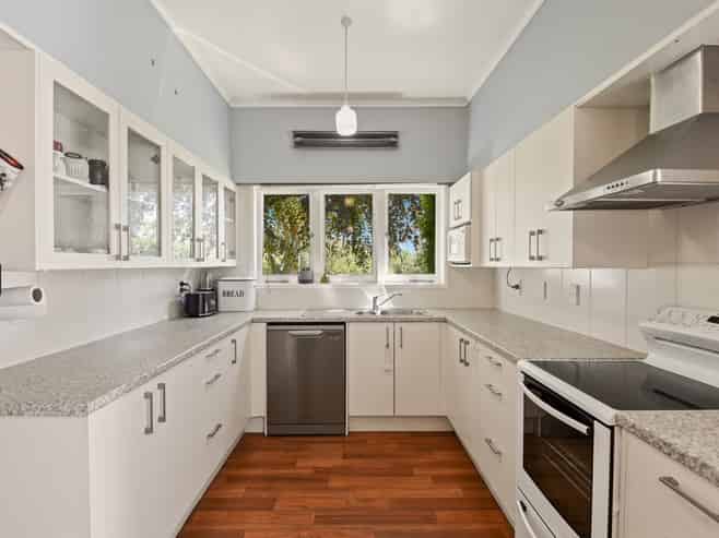 40 Takinga Street, Mourea