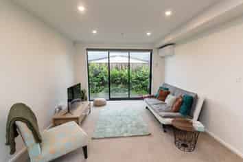 11/27 Main Road, Wainuiomata