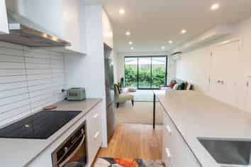 11/27 Main Road, Wainuiomata