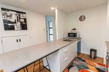 11/27 Main Road, Wainuiomata