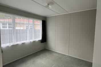 30b Werrina Crescent, Mangakakahi