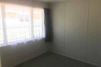 30b Werrina Crescent, Mangakakahi