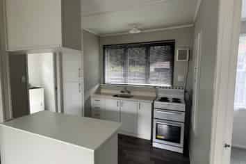 30b Werrina Crescent, Mangakakahi