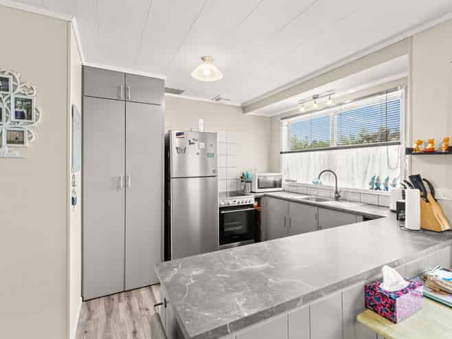 24 Hood Street, Castlecliff