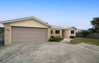 4A Mana Avenue, Titahi Bay