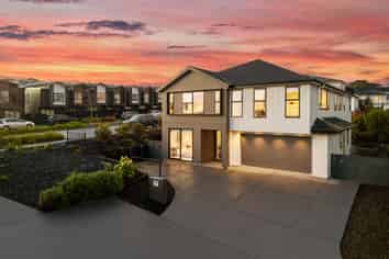 1 Luff Place, Long Bay