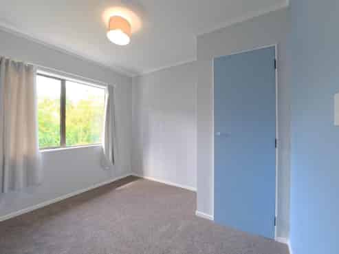 31A Chorley Avenue, Massey