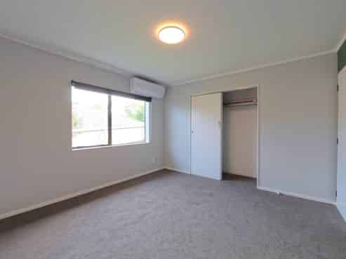 31A Chorley Avenue, Massey