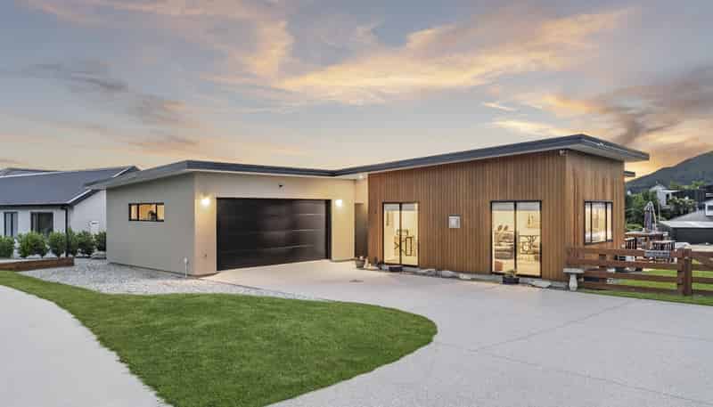 5 Sarges Way, Lake Hawea