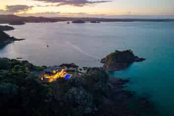 18B Kaha Place, Russell