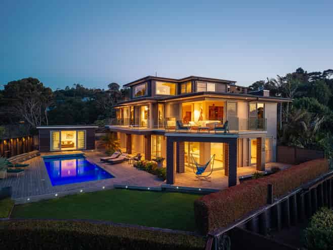 18B Kaha Place, Russell