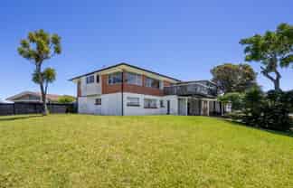 10 Riverhills Avenue, Pakuranga Heights