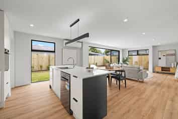 2/5 Patrick Street, Saint Albans