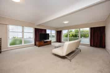 13 Park Hill Road, Birkenhead