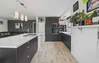 43 Matthew Place, Kawaha Point