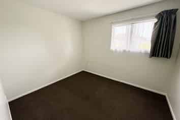 4B Pureora Place, Clendon Park