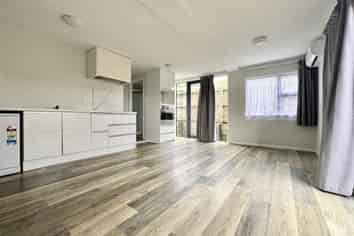 4B Pureora Place, Clendon Park