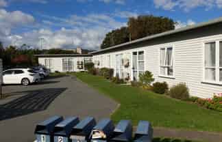 02/164 Hutt Road, Petone