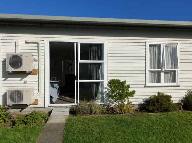 02/164 Hutt Road, Petone