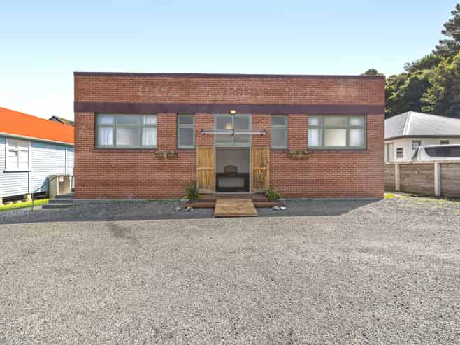 9 Shore Street, Andersons Bay